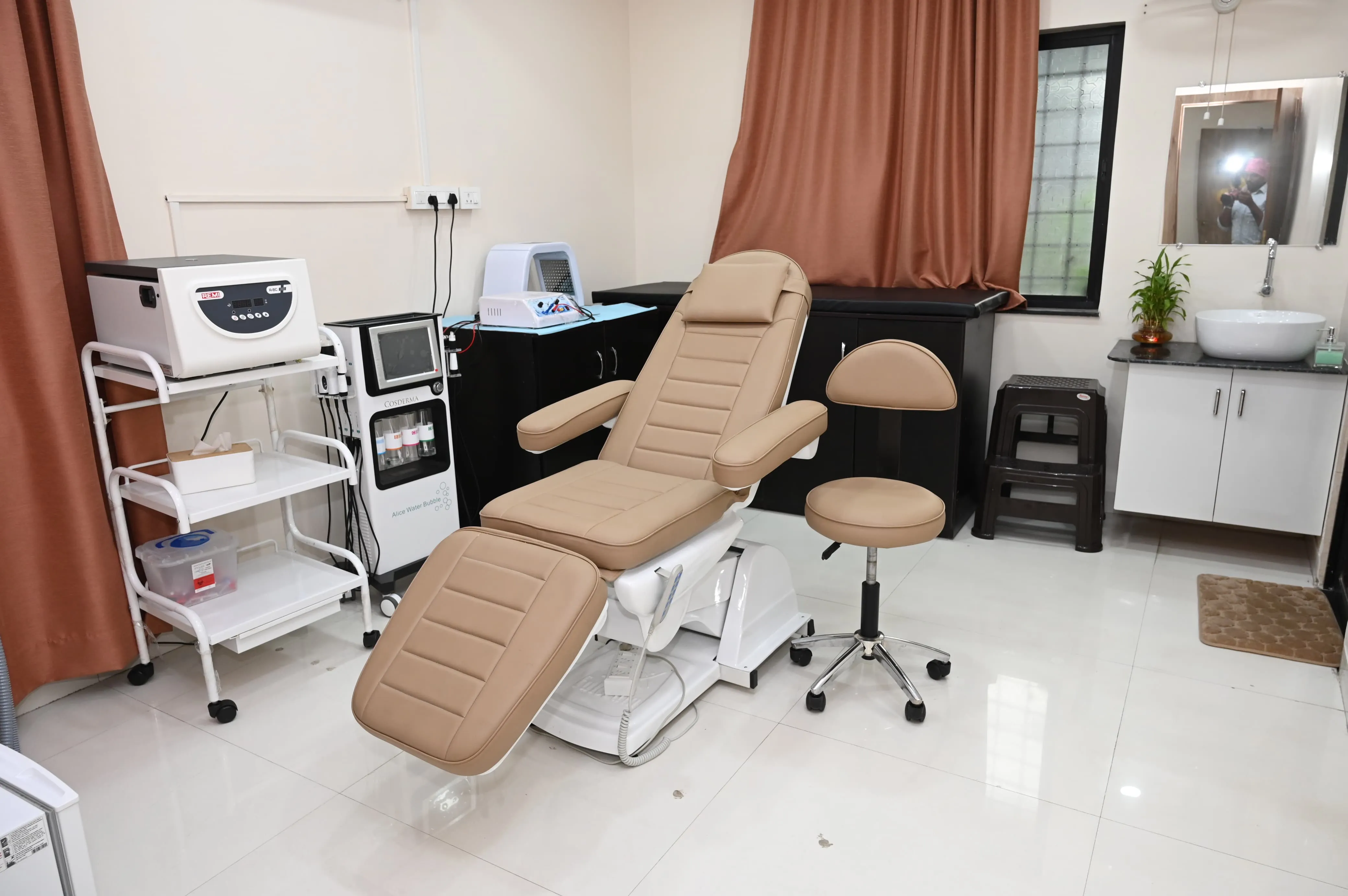 Dermys Clinic Laser Procedure Room